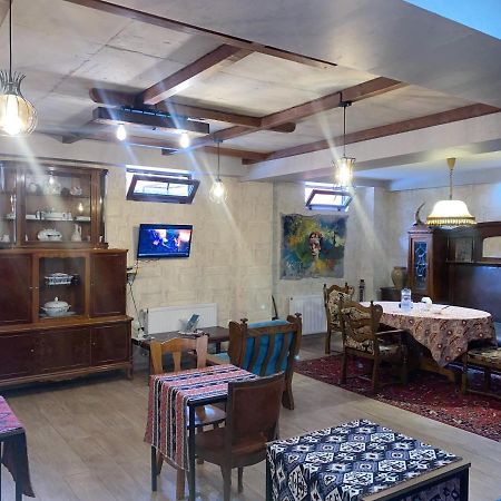 Tbilisi Central Hotel Buitenkant foto