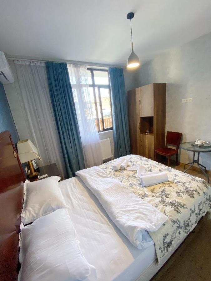 Tbilisi Central Hotel Buitenkant foto