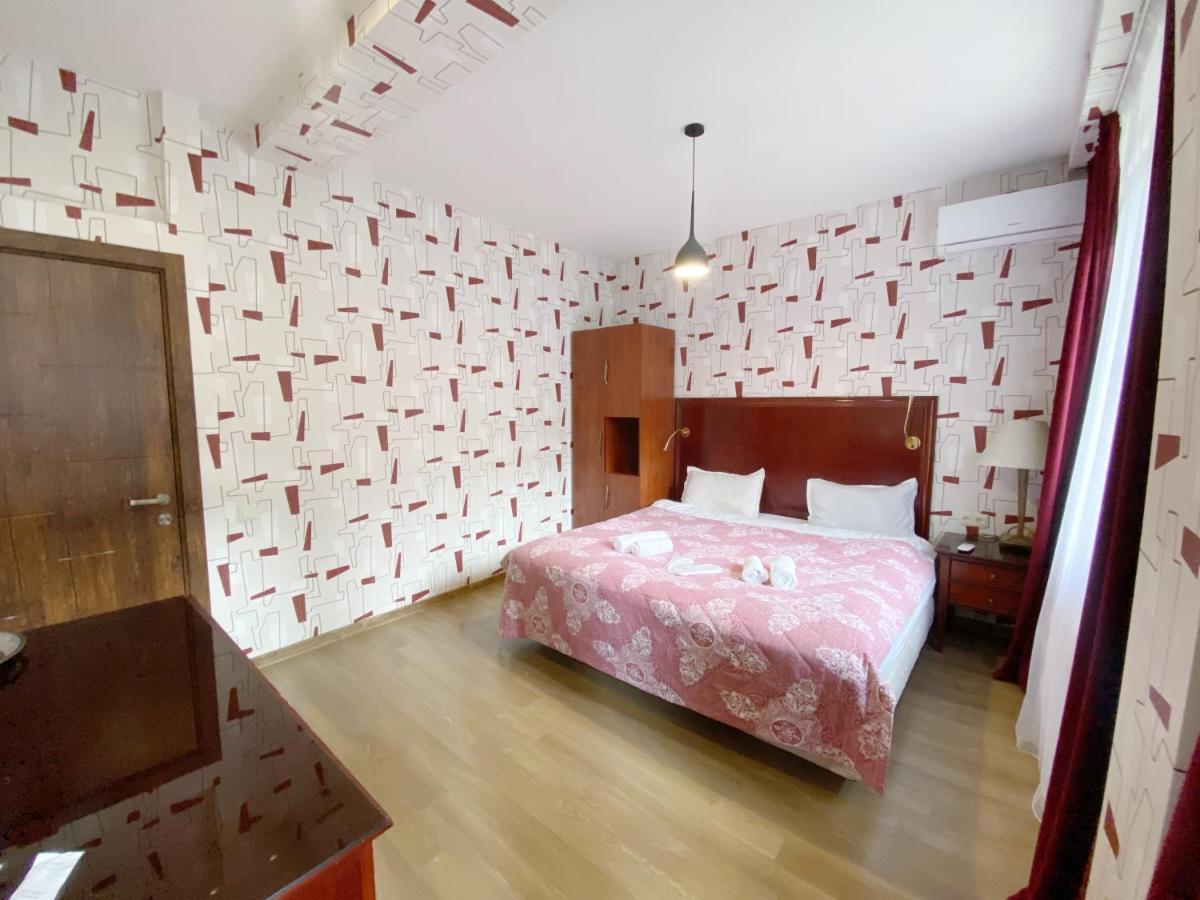 Tbilisi Central Hotel Buitenkant foto