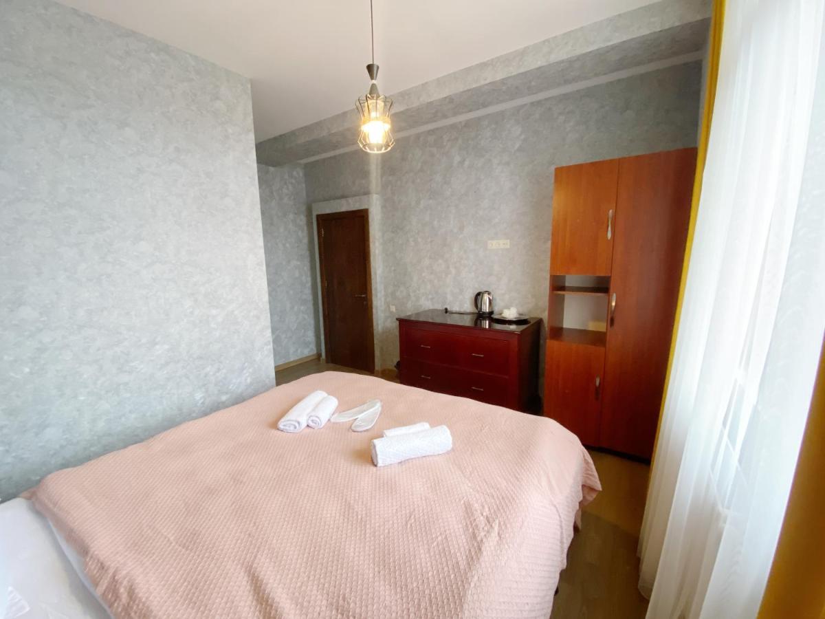 Tbilisi Central Hotel Buitenkant foto