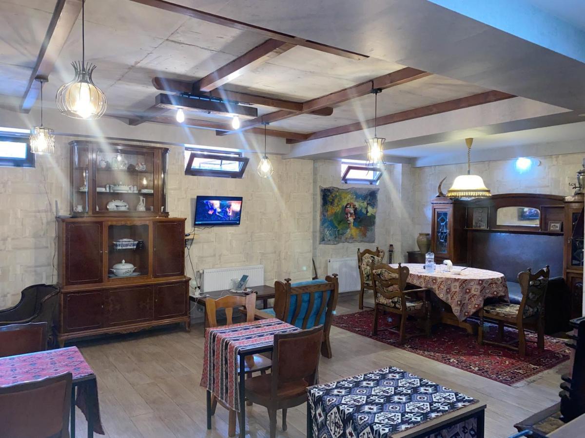 Tbilisi Central Hotel Buitenkant foto