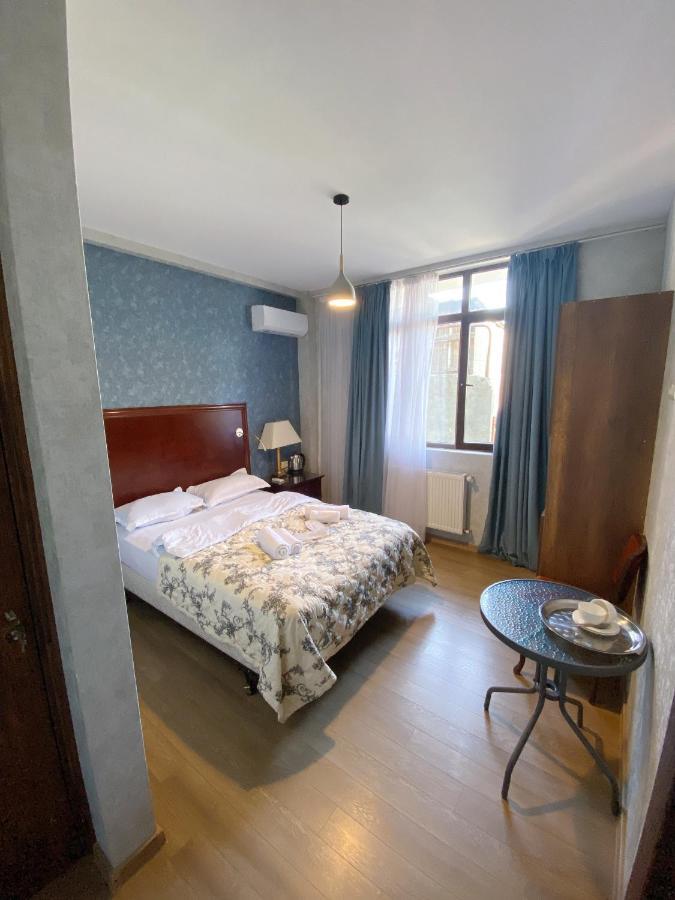 Tbilisi Central Hotel Buitenkant foto