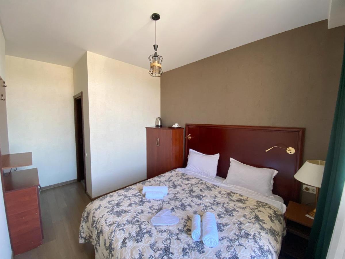 Tbilisi Central Hotel Buitenkant foto