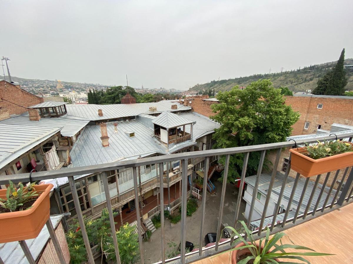 Tbilisi Central Hotel Buitenkant foto