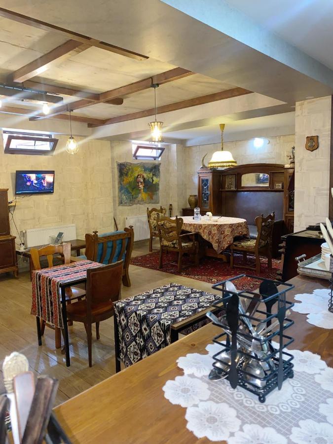 Tbilisi Central Hotel Buitenkant foto